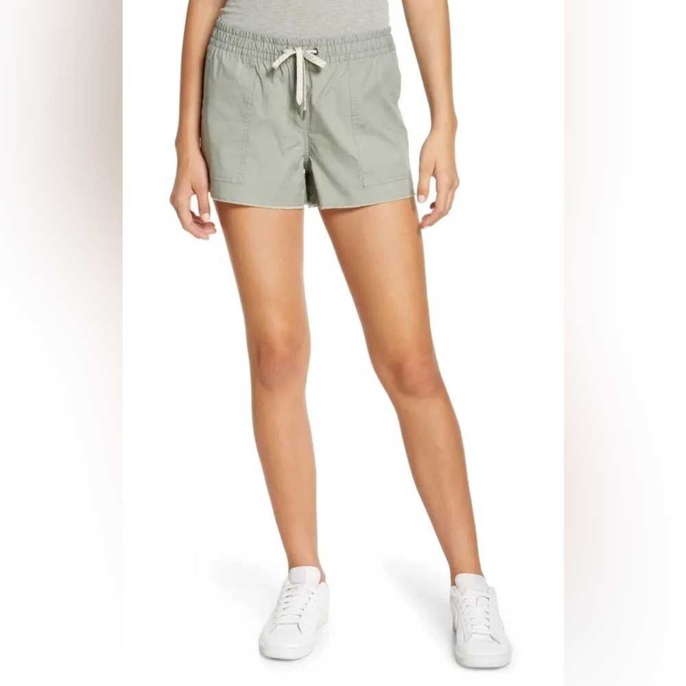 VUORI WOMEN’S‎ VINTAGE RIPSTOP SHORTS EUCALYPTUS, SIZE XS